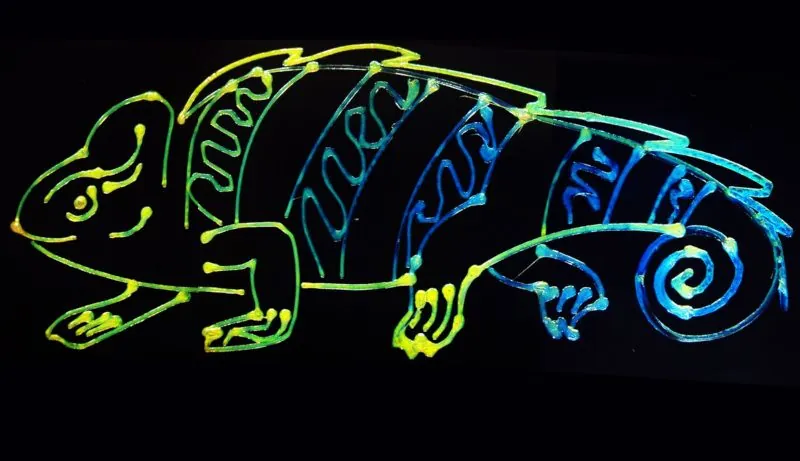 新型 3D 打印技術(shù)問世：?jiǎn)畏N墨水打出多彩效果，還能實(shí)現(xiàn)漸變