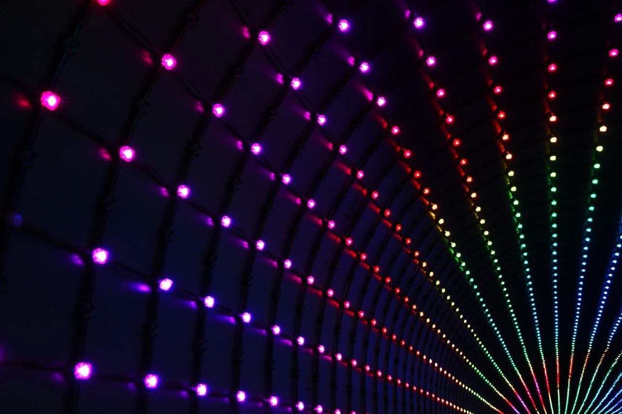 蘋果又放棄Micro LED項目一家關鍵供應商，Micro LED產業化何時來？