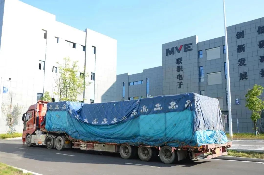 聯積電子引進電子紙大尺寸模組自動化新設備
