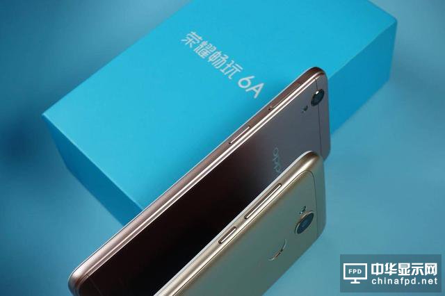 榮耀暢玩6A和OPPO A37對比：技術(shù)派大戰(zhàn)營銷派 性價比贏了